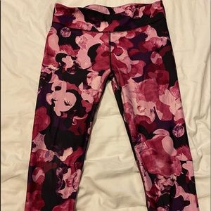 3/4 capris workout/athletic/compression pants